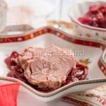 Lingua di vitello con salsa di cipolle, un piatto gourmet