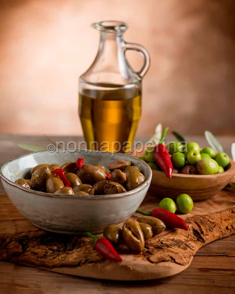 Olive schiacciate Olive schiacciate