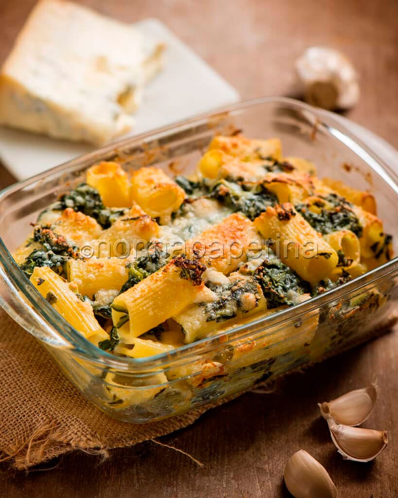 Pasta gratinata agli spinaci Pasta gratinata agli spinaci