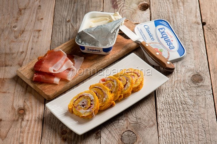 Rotolo di frittata con zucca e curcuma