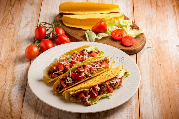 Tacos con chili di carne