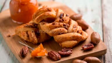 Treccine con mele cotogne giapponesi