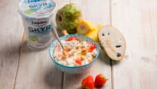 Colazione con Skyr e cherimoya, un dessert esotico