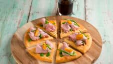 Focaccia con filetto di maiale tonnato per intenditori