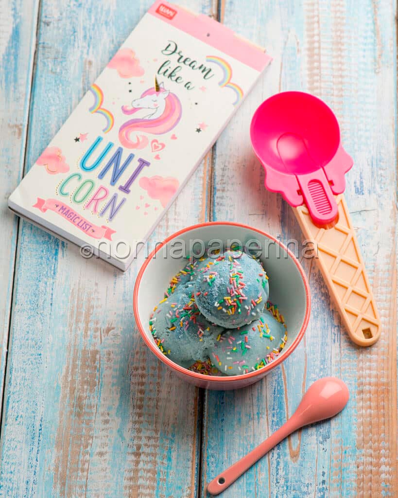 Gelato alla spirulina e latte di mandorla