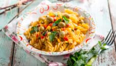 Insalata di fusilli con peperoni, un primo freddo