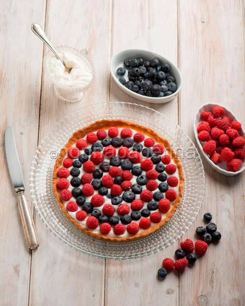 crostata di lamponi e mirtilli crostata di lamponi e mirtilli