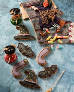 Biscotti decorati con pasta di zucchero Befana