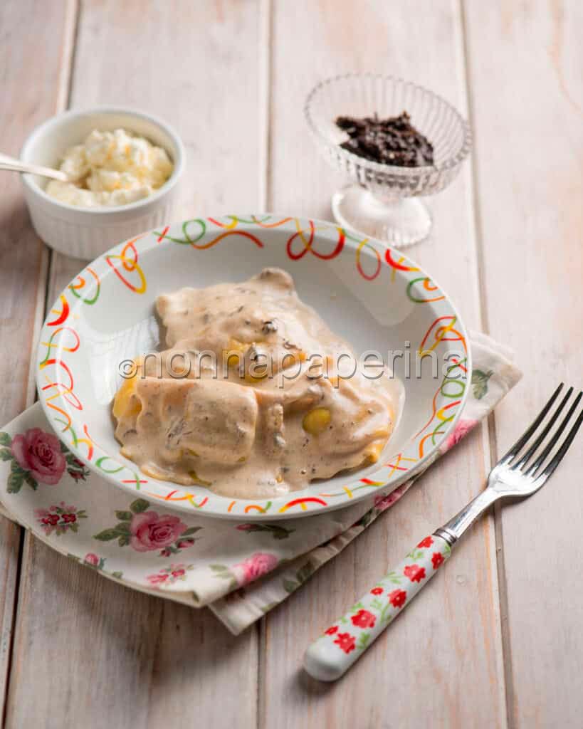 Bustini con crema di caprino