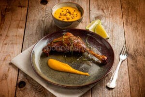 Coscia di oca al bergamotto, un secondo agrodolce