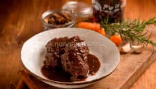 Guancia di manzo brasata al vino rosso, un secondo gourmet