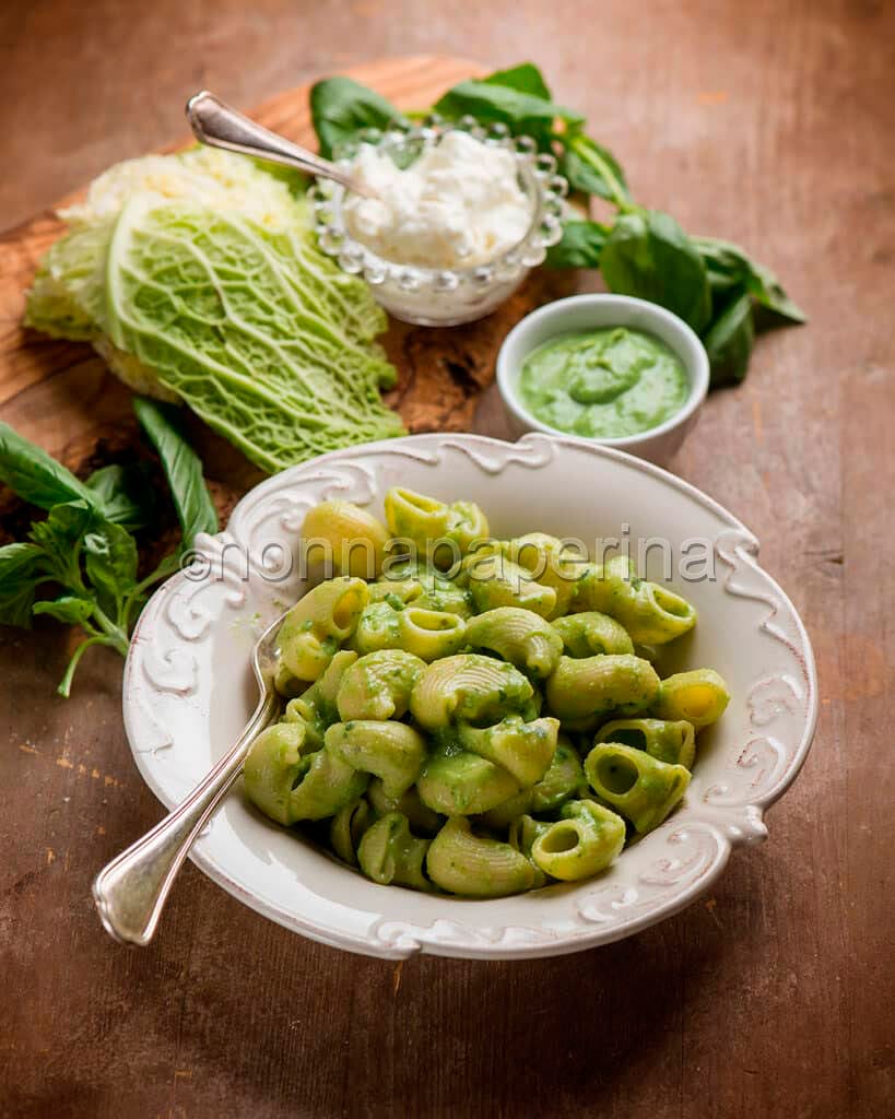 Pipe con crema di verza