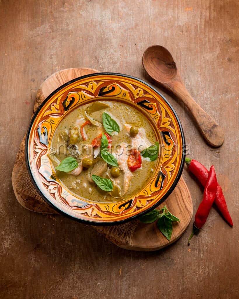 Pollo al curry con melanzane