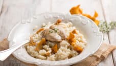 Risotto con petti di quaglia e funghi, un primo montanaro