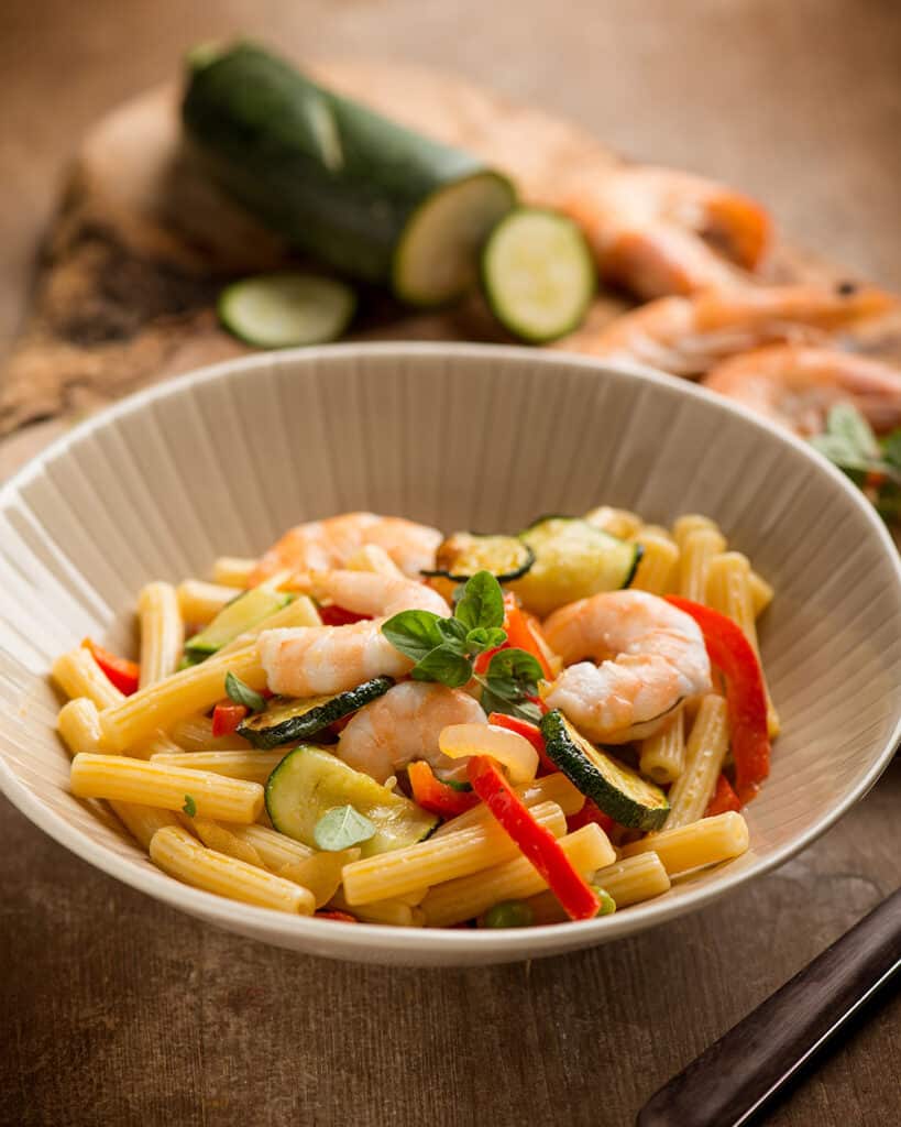 Sedanini con gamberi e peperoni Sedanini con gamberi e peperoni