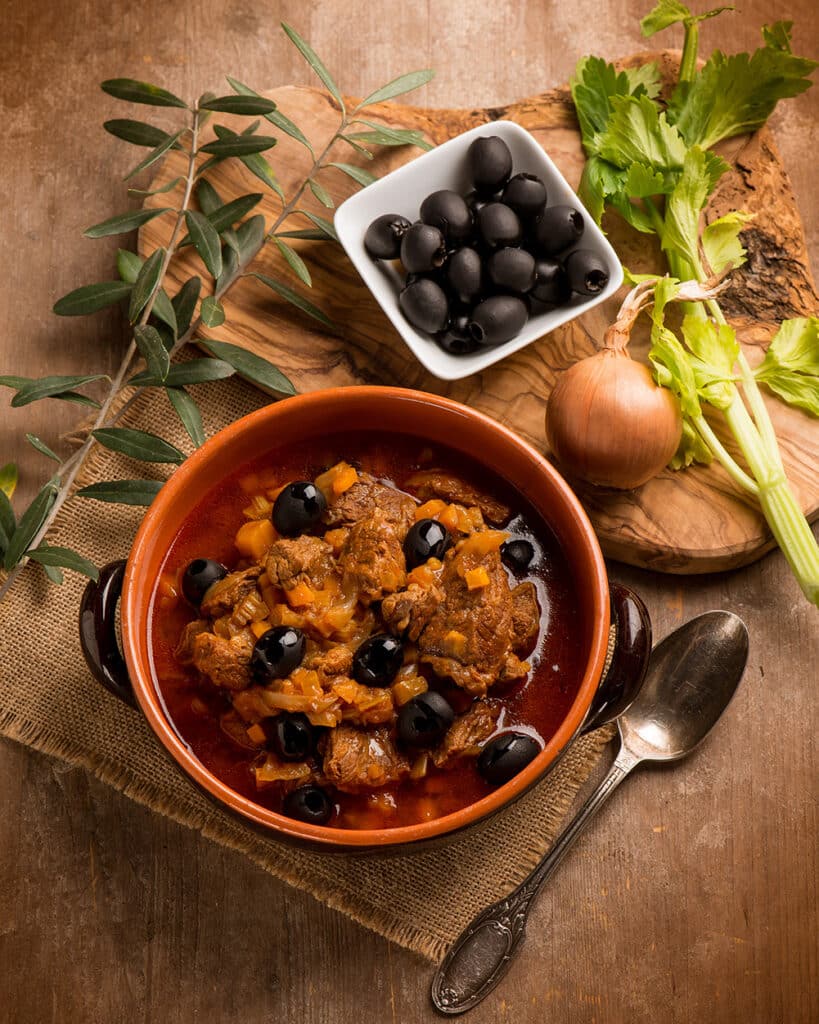 Spezzatino in umido con olive