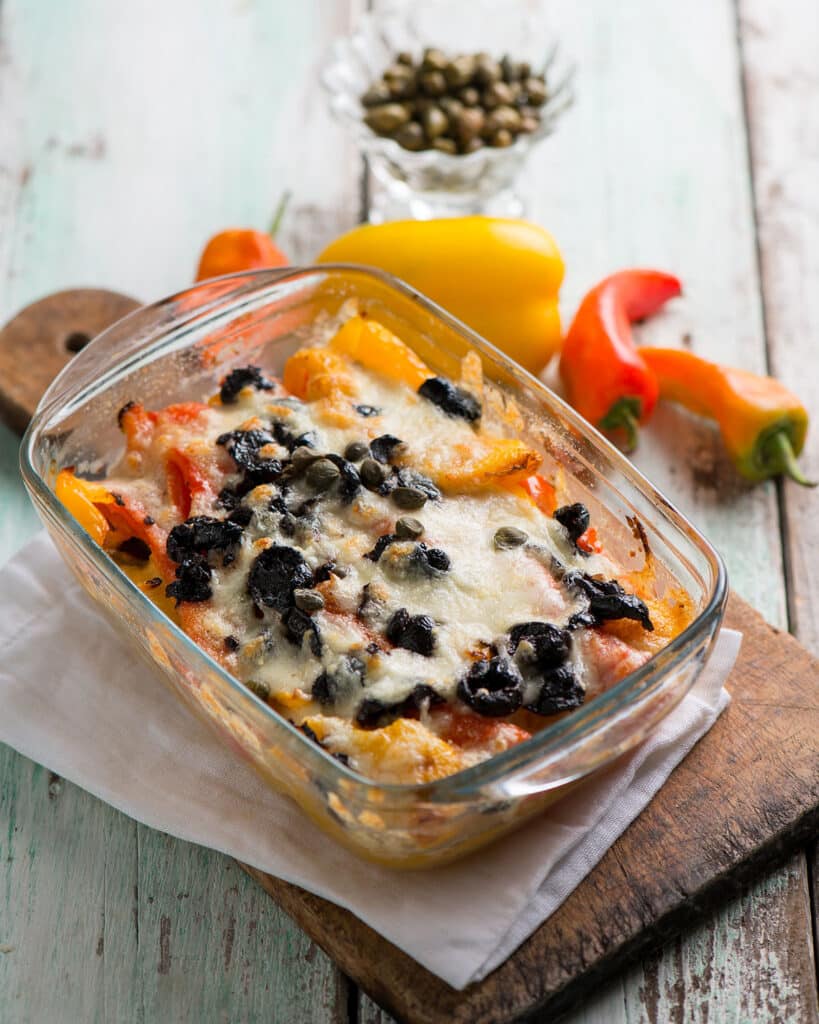 Teglia di peperoni e mozzarella