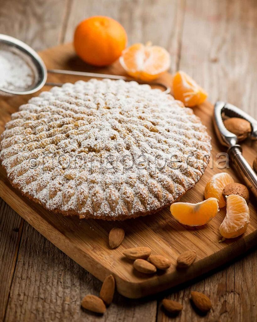 Torta di mandorle e mandarini