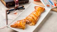 Cravatta ripiena, una merenda per la festa del papà Cravatta ripiena, una merenda per la festa del papà