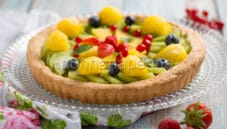 Crostata con anguria gialla, un tripudio di colori