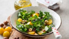 Insalata con bacche di Goji, un contorno esotico