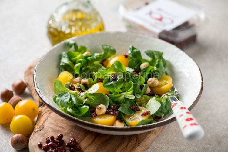 Insalata con bacche di Goji, un contorno esotico Insalata con bacche di Goji