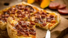 Torta salata con zucca e zampone, un pasto iperproteico