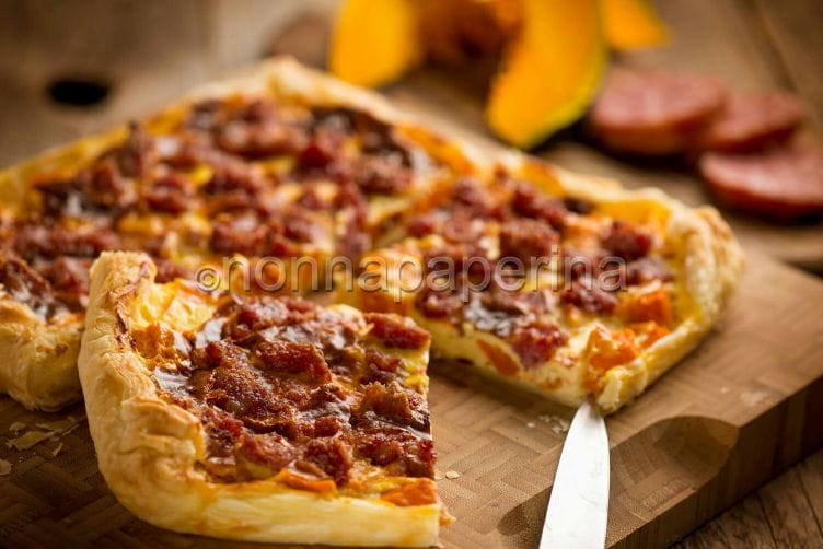 Torta salata con zucca e zampone, un pasto iperproteico Torta salata con zucca e zampone