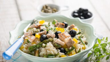 Insalata di riso con pesce spada