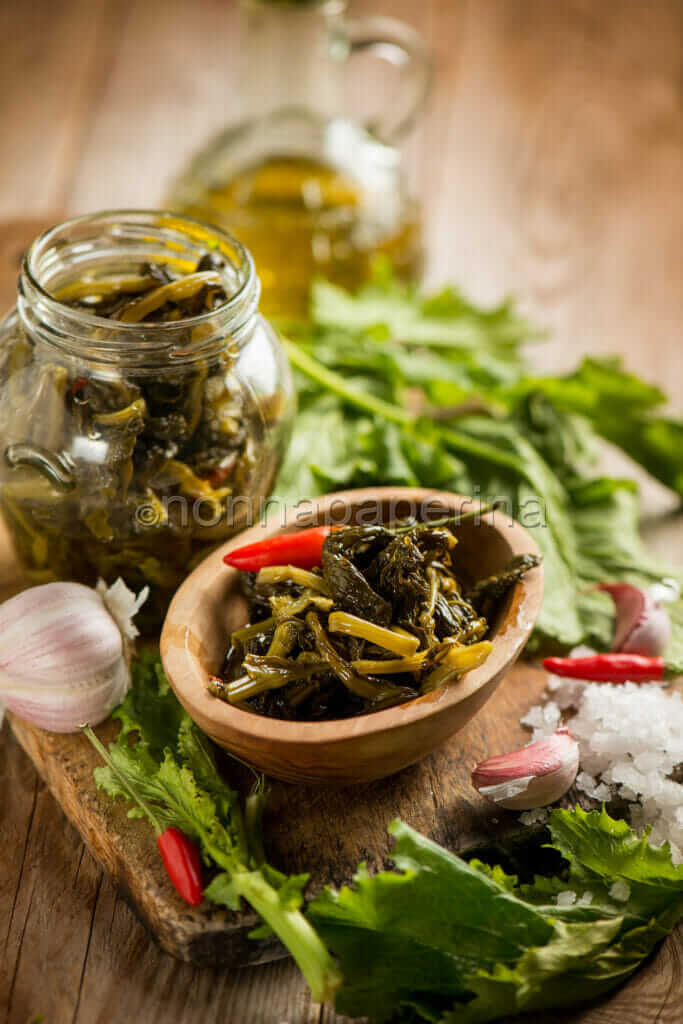 Friarielli in corserva sott'olio Friarielli in conserva