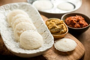 Idli, a different kind of bread from India Idli, a different kind of bread from India