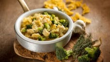 Mafalde con camembert e broccoletti, un primo cremoso Mafalde con camembert e broccoletti, un primo cremoso