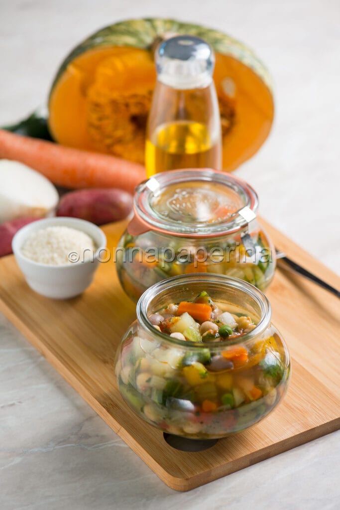 Minestrone in vasocottura