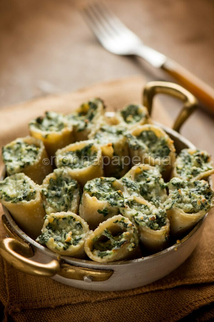 Paccheri ripieni gratinati al forno