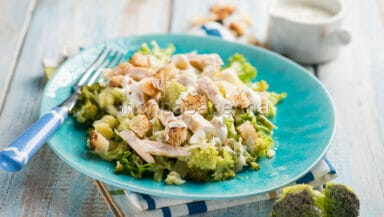 Pollo allo Skyr con broccoli e cavolfiori