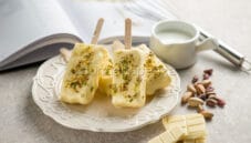 Semifreddo al pistacchio e cioccolato, una ricetta speciale Semifreddo al pistacchio e cioccolato, una ricetta speciale