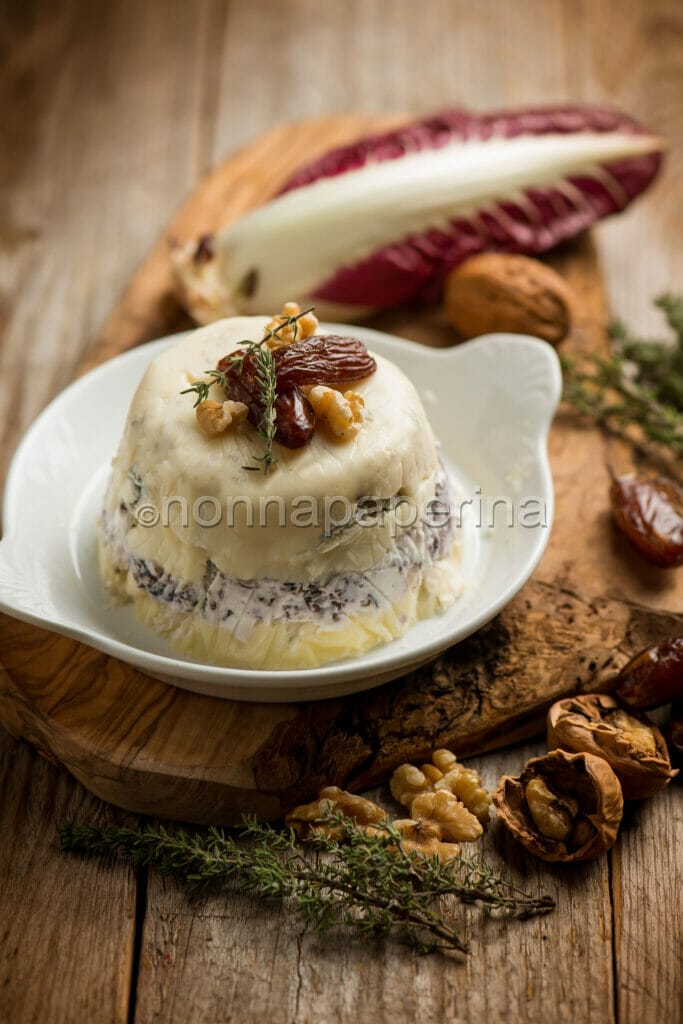 Terrine con gorgonzola e radicchio