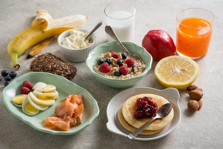 Colazione iperproteica: idee dolci e salate per iniziare bene colazione iperproteica