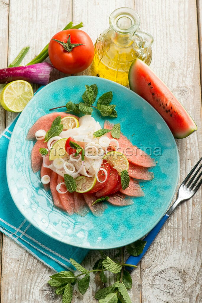 Carpaccio di eglefino e anguria Carpaccio di eglefino e anguria