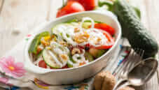 Cetrioli allo Skyr, un’insalatona gustosa