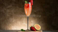 Cocktail analcolico con guava e fragole, un drink per tutti