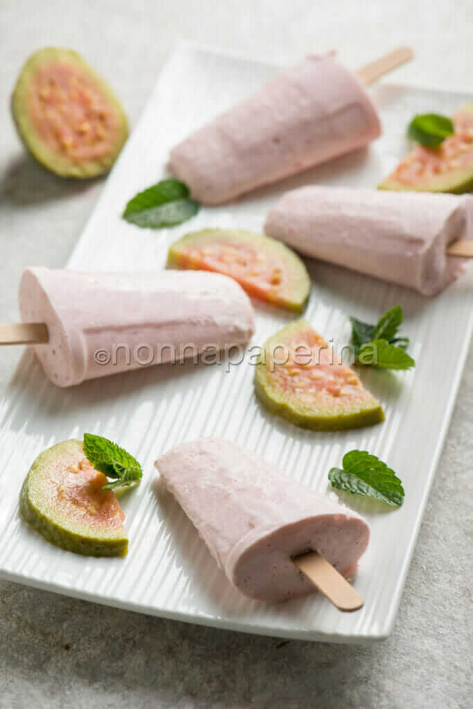 Ghiaccioli alla guava Ghiaccioli alla guava
