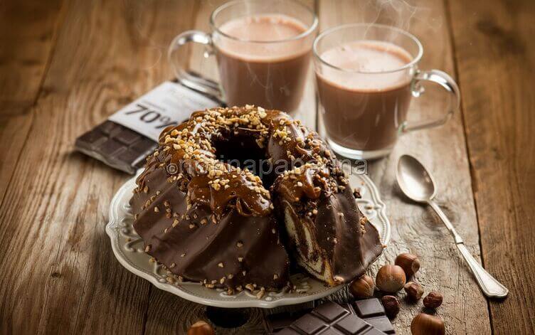 Kugelhupf con cioccolata