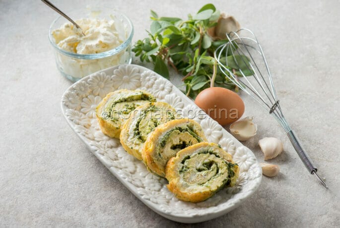 Omelette roll with purslane, a healthy recipe Omelette roll with purslane, a healthy recipe