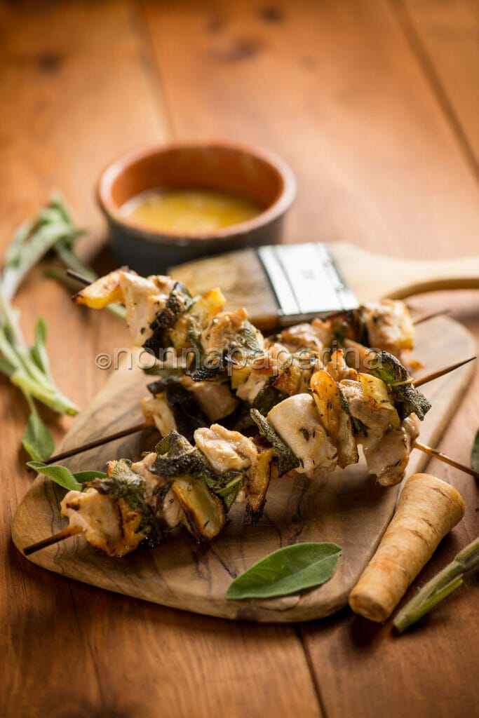 Spiedini di tacchino e pastinaca