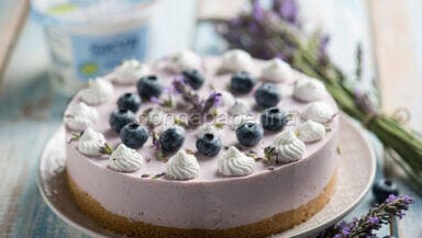 Cheesecake con lavanda e mirtilli