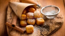 Cremini fritti, dei dolcetti squisiti e facili da preparare Cremini fritti, dei dolcetti squisiti e facili da preparare
