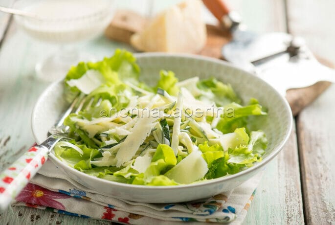 Raw courgette salad, a delicious idea Raw courgette salad, a delicious idea