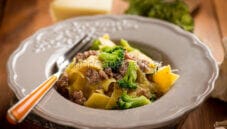 Malfatti con broccoli e salsiccia, un primo sostanzioso Malfatti con broccoli e salsiccia, un primo sostanzioso