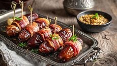 datteri avvolti in pancetta croccante